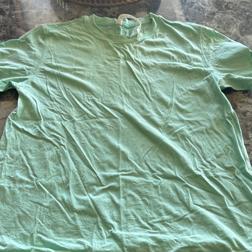 Lululemon tee 6